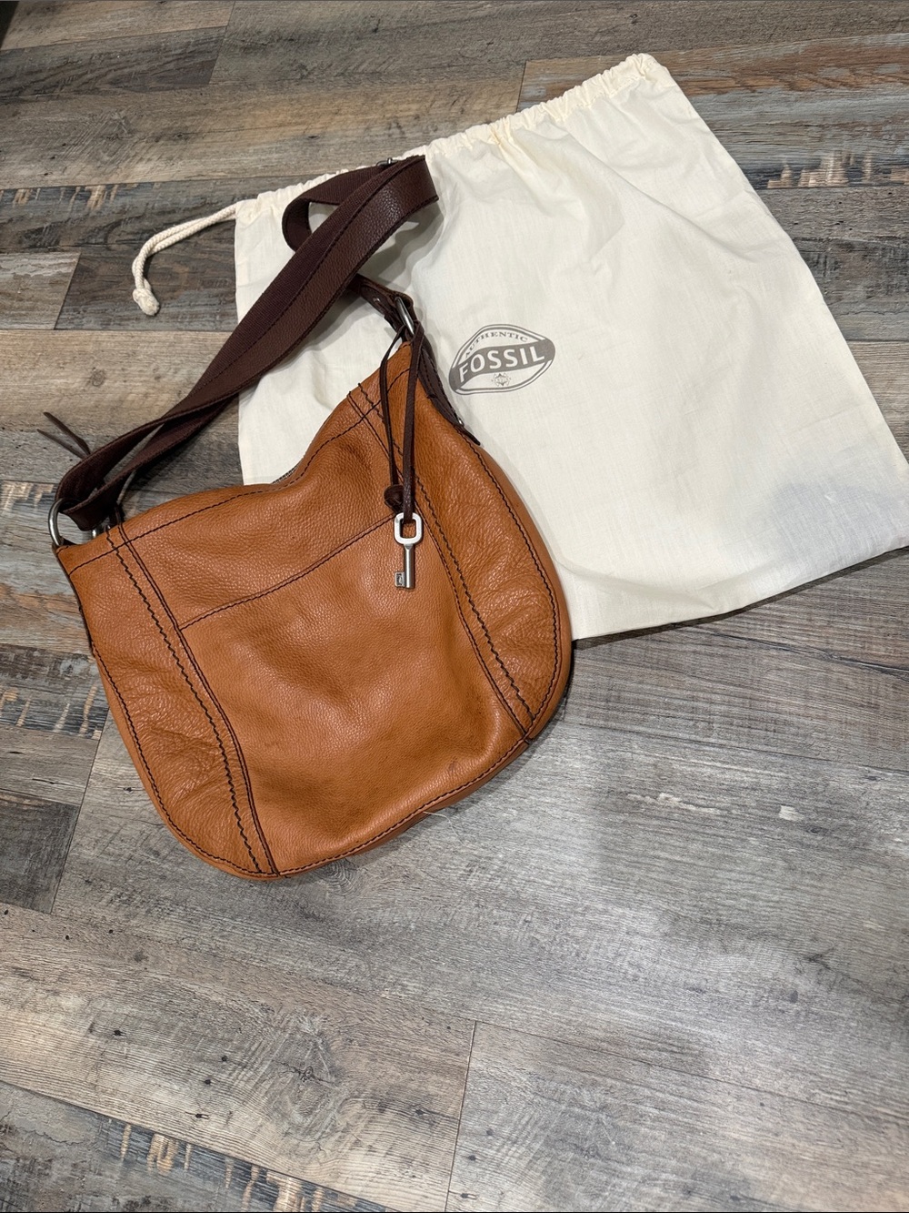 Fossil Tan Leather Hobo Shoulder Bag with Dark Brown Strap